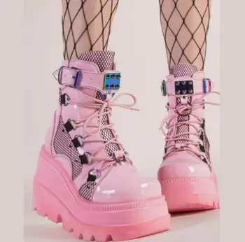2023 Ženske moto cipele u stilu punk-готик na platformi i visokoj masivnim potpetice Ženske čizme za strme танкетке Crne ženske cipele